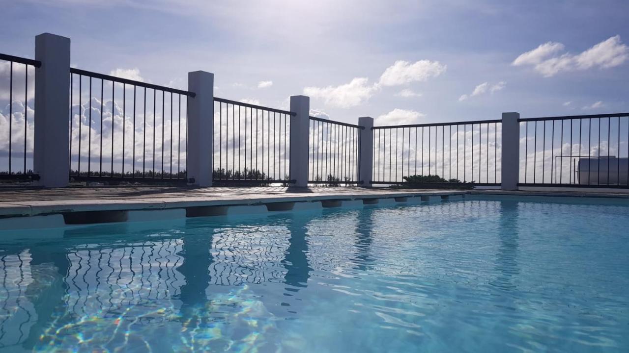 Modernes Apartment & Pool Mit Mega Aussicht Flic en Flac Экстерьер фото